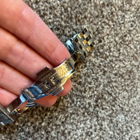 GUCCI 5500XL watch - Picture 3 of 5